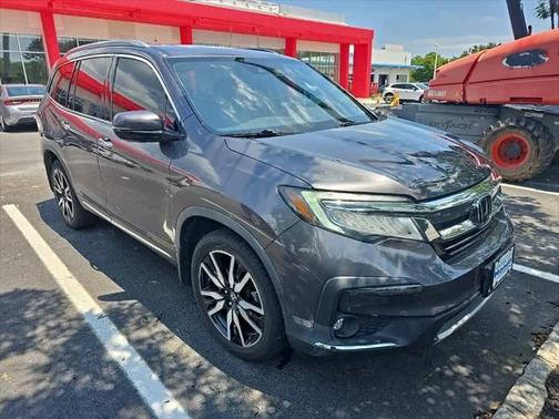 2019 Honda Pilot Touring 8-Passenger