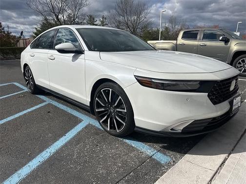 2023 Honda Accord Hybrid Base