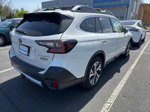2022 Subaru Outback Touring