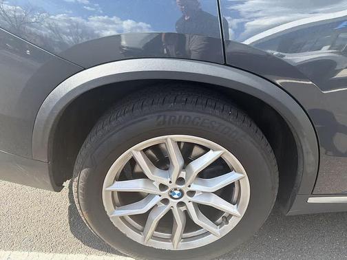 Arctic Gray Metallic 2021 BMW X5 xDrive40i