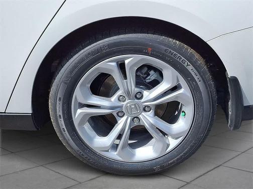 2025 Honda Accord LX 1.5T