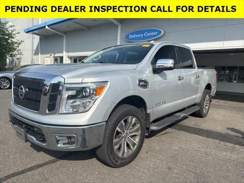 2017 Nissan Titan SL
