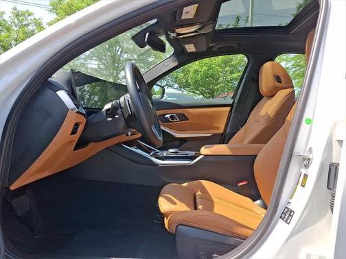2024 BMW 330 i xDrive
