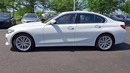 2024 BMW 330 i xDrive
