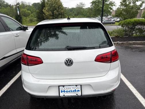 2017 Volkswagen Golf GTI 2.0T S 4-Door