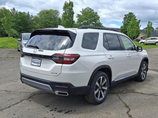 2025 Honda Pilot Elite