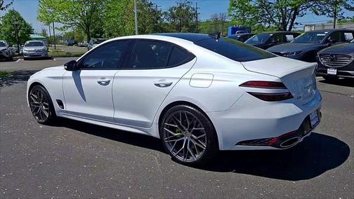 2022 Genesis G70 3.3T AWD