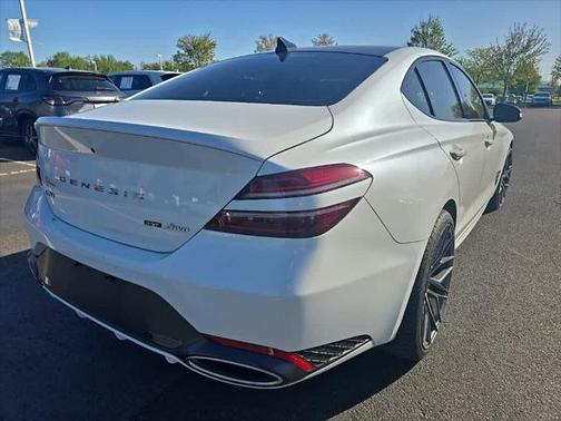2022 Genesis G70 3.3T AWD