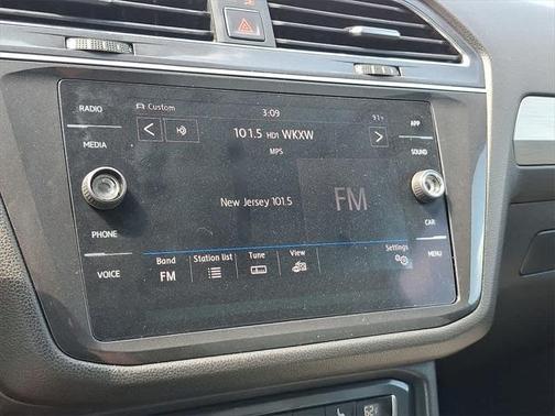 2018 Volkswagen Tiguan 2.0T SEL