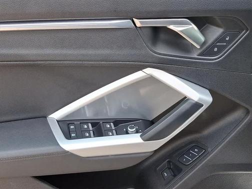 2023 Audi Q3 45 S line Premium Plus
