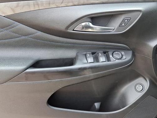 2024 Buick Envista Sport Touring FWD