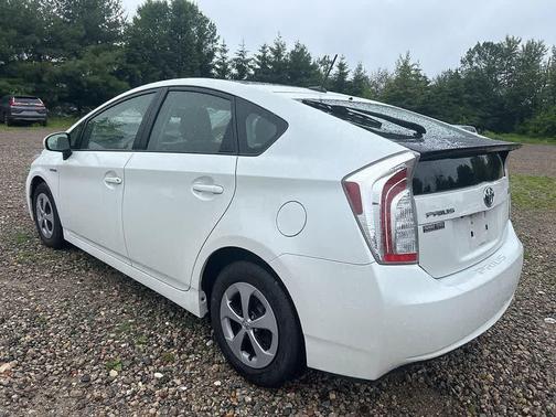 Blizzard Pearl 2013 Toyota Prius Four