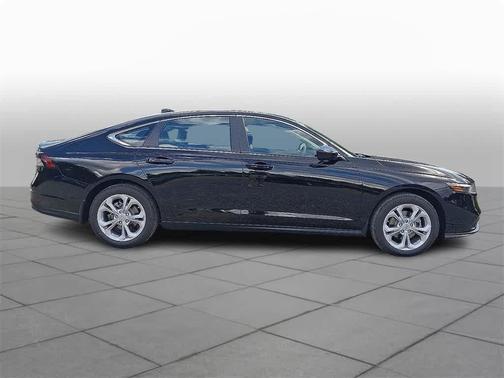 2025 Honda Accord LX 1.5T