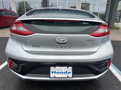 2019 Hyundai IONIQ Plug-In Hybrid Base