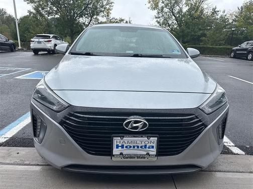2019 Hyundai IONIQ Plug-In Hybrid Base