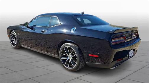 2016 Dodge Challenger R/T Scat Pack