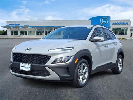 2022 Hyundai KONA SEL