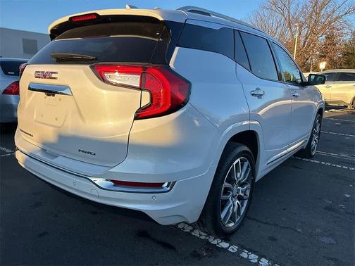 2022 GMC Terrain Denali