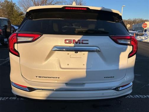 2022 GMC Terrain Denali