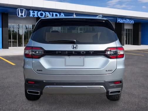 2026 Honda Pilot Touring 8-Passenger