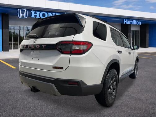 2026 Honda Pilot TrailSport