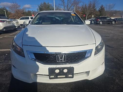 2010 Honda Accord 2dr V6 Auto