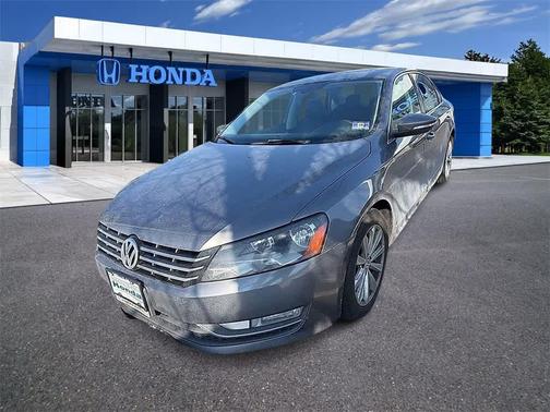 2012 Volkswagen Passat 2.5 SEL Premium