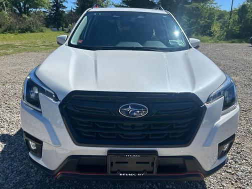 Crystal White Pearl 2024 Subaru Forester Sport