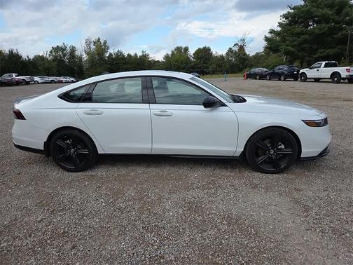 2025 Honda Accord Hybrid Base