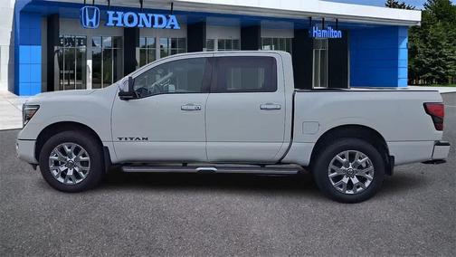 2021 Nissan Titan SL