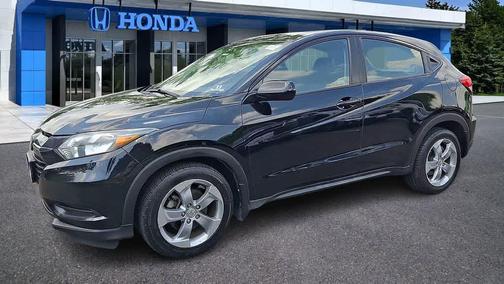Crystal Black Pearl 2018 Honda HR-V LX