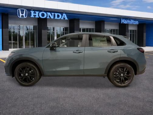 Nordic Forest Pearl 2027 Honda HR-V Sport