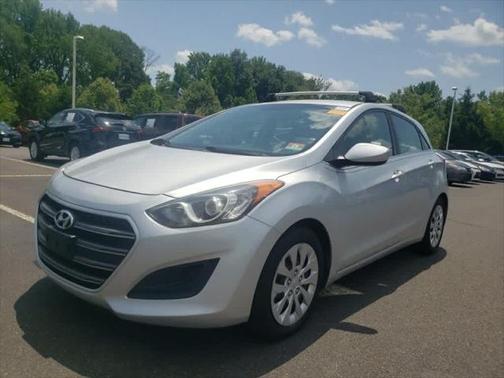 2016 Hyundai Elantra GT Base