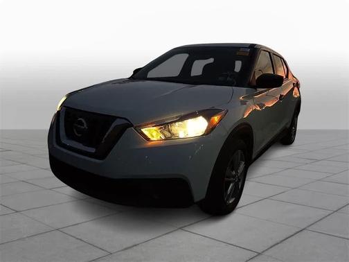 2020 Nissan Kicks S