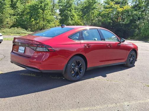 2025 Honda Accord Sport SE 1.5T