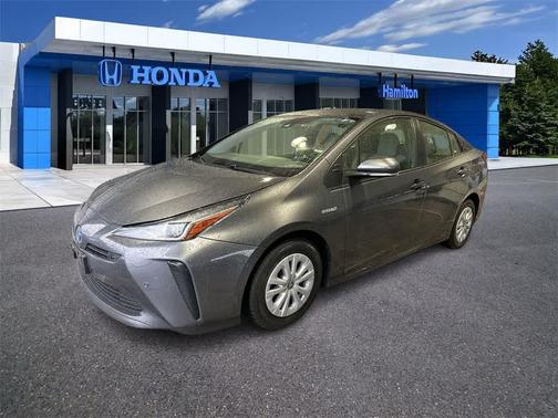 2022 Toyota Prius LE