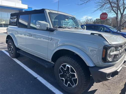 2021 Ford Bronco Outer Banks
