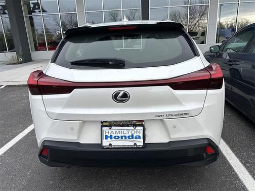 2023 Lexus UX 250h Base