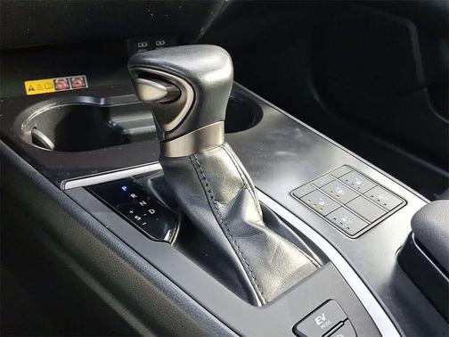 2023 Lexus UX 250h Base