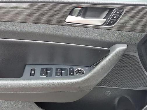 2018 Hyundai SONATA Limited