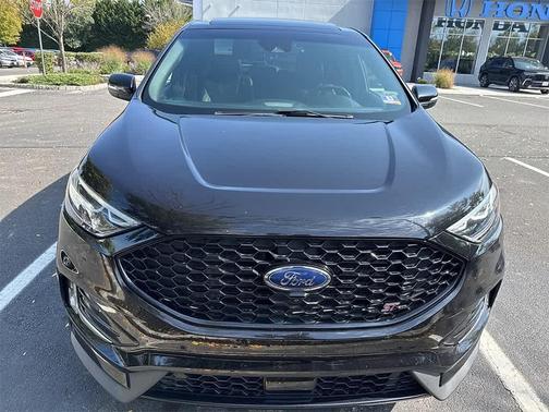2019 Ford Edge ST