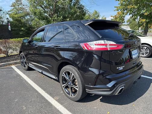 2019 Ford Edge ST