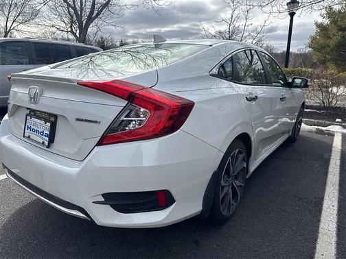 2019 Honda Civic Touring