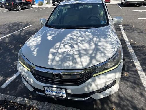 2017 Honda Accord EX