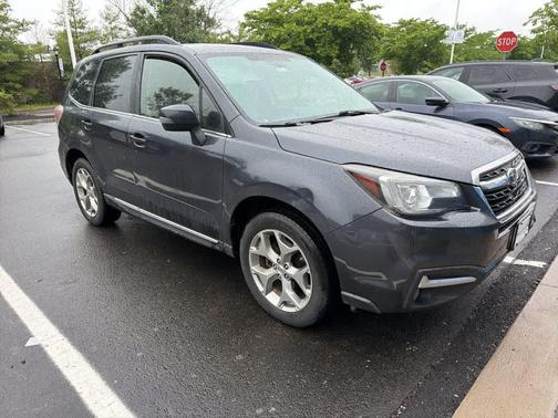 Dark Gray Metallic 2018 Subaru Forester 2.5i Touring