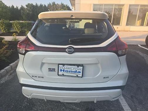 2024 Nissan Kicks SR