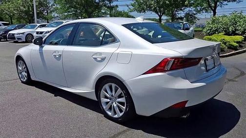 2016 Lexus IS 300 Base