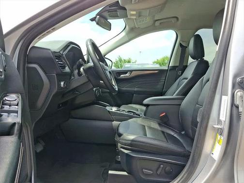 2021 Ford Escape Titanium