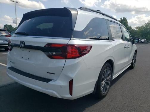 2025 Honda Odyssey Touring