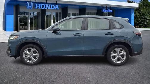 Nordic Forest Pearl 2023 Honda HR-V LX